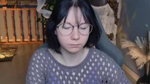 nancymartinez online show from 10/29/25, 05:10