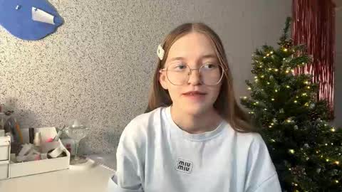 Snapshot of nancytrudics chatting on 03/02/26, 10:55 Niki online show from 03/02/26, 10:55