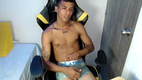 nando_col online show from 10/14/25, 06:31