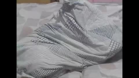 Snapshot of nandoraise1990 chatting on 12/02/25, 12:49 nandoraise1990 online show from 12/02/25, 12:49