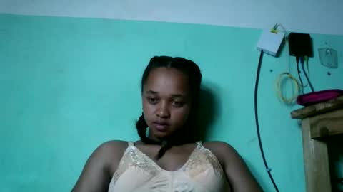 nandrianina416143 online show from 03/02/26, 05:08