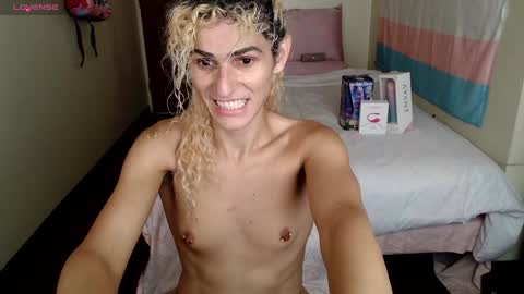 Snapshot of nanikitty69 chatting on 12/25/24, 12:48 Nanki Teresa online show from 12/25/24, 12:48