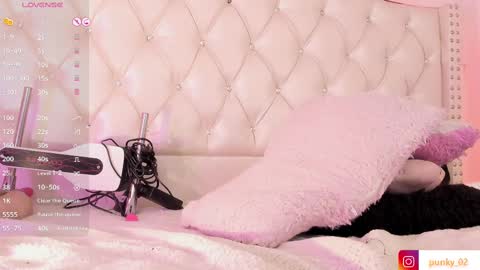 Snapshot of nanit_l chatting on 02/25/25, 02:36 anna online show from 02/25/25, 02:36