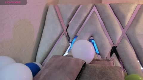 anna online show from 04/03/26, 02:09