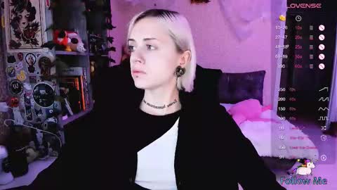 Monday-Friday 12-4 AM and 6-9 AM New York time online show from 10/23/25, 08:13