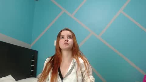 nanna_and_balder2 online show from 11/02/25, 04:04