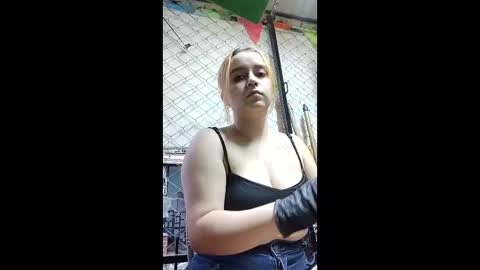 nanna_and_balder2 online show from 04/04/26, 10:51