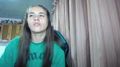 nanna yoshi online show from 10/06/25, 07:33