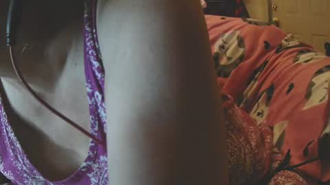 Snapshot of nannabaldur chatting on 07/13/26, 12:30 Nanna Baldur online show from 07/13/26, 12:30