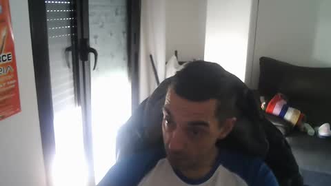 Snapshot of nano22salamanca chatting on 01/31/25, 10:31 nano22salamanca online show from 01/31/25, 10:31