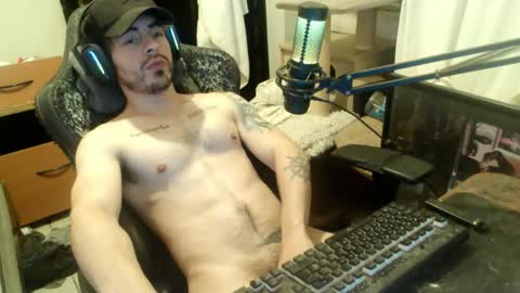 Snapshot of nansmile chatting on 10/15/25, 05:40 Nan online show from 10/15/25, 05:40