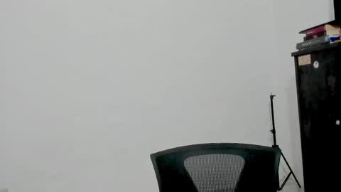  Naoko  online show from 11/17/25, 12:05