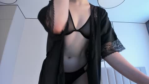 Snapshot of naomi_52 chatting on 02/03/25, 04:57 Naomi online show from 02/03/25, 04:57