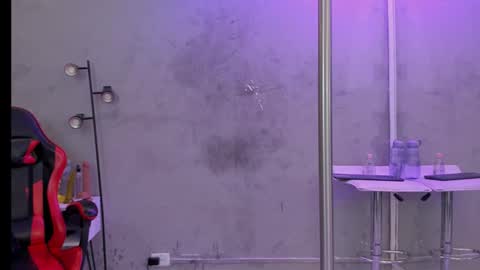 Snapshot of naomi__blair chatting on 02/20/26, 06:19 Naomi Blair online show from 02/20/26, 06:19