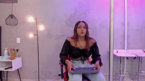 Snapshot of naomi__blair chatting on 03/01/26, 03:30 Naomi Blair online show from 03/01/26, 03:30