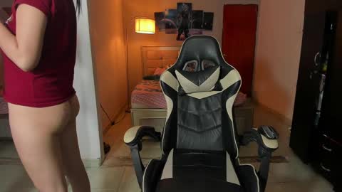 Snapshot of naomi_berckley chatting on 03/12/25, 05:13 naomi_berckley online show from 03/12/25, 05:13