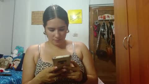 naomi_d online show from 02/20/25, 11:54