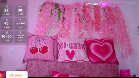 Snapshot of naomi_femme chatting on 05/27/26, 11:40 naomi_femme online show from 05/27/26, 11:40