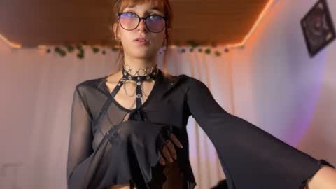  Naomi  online show from 06/11/26, 12:32