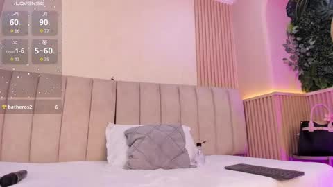 Naomi online show from 03/25/26, 02:01