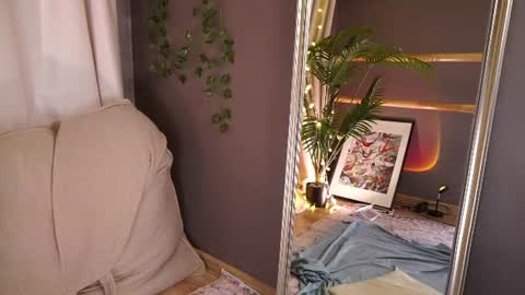 naomi_hotterr online show from 07/12/26, 05:48