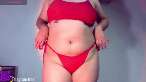 Snapshot of naomi_moon3 chatting on 12/06/24, 03:41 Naomi online show from 12/06/24, 03:41