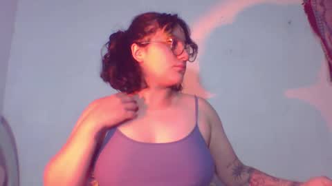 Snapshot of naomi_moon3 chatting on 01/23/25, 03:16 Naomi online show from 01/23/25, 03:16