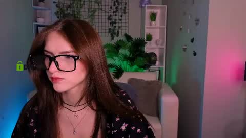 Naomi online show from 06/21/26, 09:12