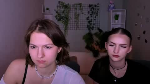 Naomi online show from 06/25/26, 09:25