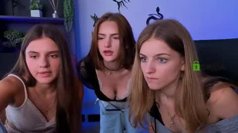 Naomi online show from 07/28/26, 11:17