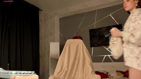 Snapshot of naomi_reiss chatting on 03/02/26, 11:55 naomi_reiss online show from 03/02/26, 11:55