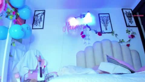 Snapshot of naomiasha_ chatting on 03/03/25, 06:04 online show from 03/03/25, 06:04