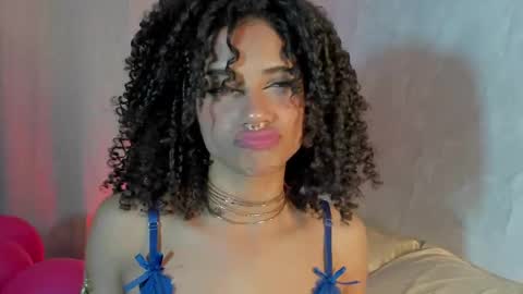 Snapshot of naomidawsonn chatting on 02/17/25, 09:30 naomidawson online show from 02/17/25, 09:30