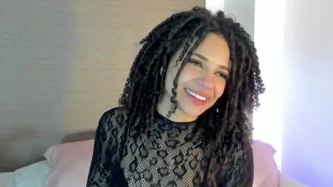 Snapshot of naomidawsonn chatting on 09/21/25, 12:56 naomidawson online show from 09/21/25, 12:56