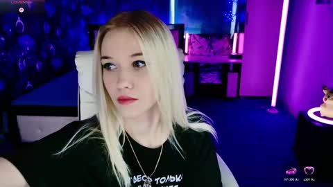 naomihita online show from 02/12/26, 08:53