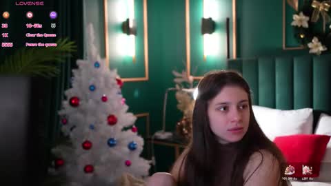 Naomi online show from 12/16/25, 05:01