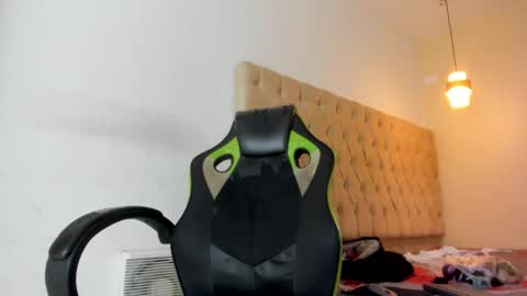 naomis_35 online show from 12/13/25, 08:04