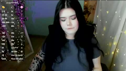 Snapshot of naomivibes chatting on 04/24/26, 01:57 Naomi online show from 04/24/26, 01:57