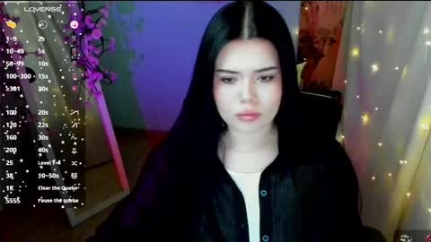Snapshot of naomivibes chatting on 05/05/26, 12:24 Naomi online show from 05/05/26, 12:24