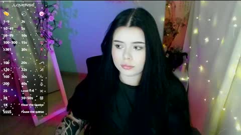 Snapshot of naomivibes chatting on 05/11/26, 08:20 Naomi online show from 05/11/26, 08:20