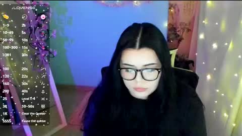 Snapshot of naomivibes chatting on 06/18/26, 05:51 Naomi online show from 06/18/26, 05:51