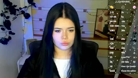 Snapshot of naomivibes chatting on 06/19/26, 06:51 Naomi online show from 06/19/26, 06:51