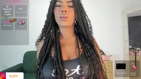 Naomi     online show from 09/29/25, 10:25