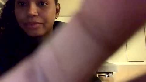 naomiysuvikingo online show from 03/21/26, 09:07