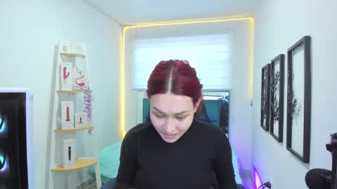 naomy online show from 10/30/25, 08:53