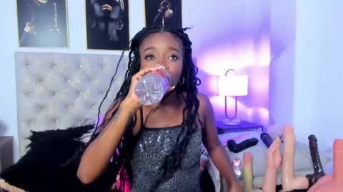 naomy_191 online show from 06/03/26, 02:58