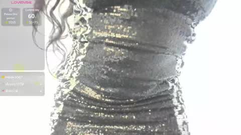 Snapshot of naomy__smith__ chatting on 02/28/25, 04:10 N A O M Y online show from 02/28/25, 04:10