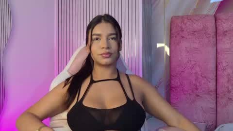 Naomy  online show from 05/10/26, 11:59