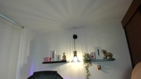 Snapshot of naomy_hot04 chatting on 08/04/26, 10:12 naomy online show from 08/04/26, 10:12