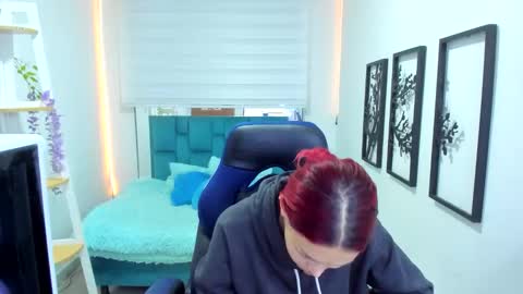 naomy_sex_69 online show from 12/01/25, 12:15